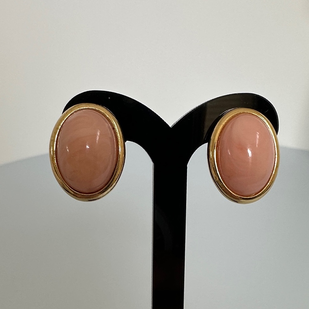 TRIFARI Gold and Pink Earrings